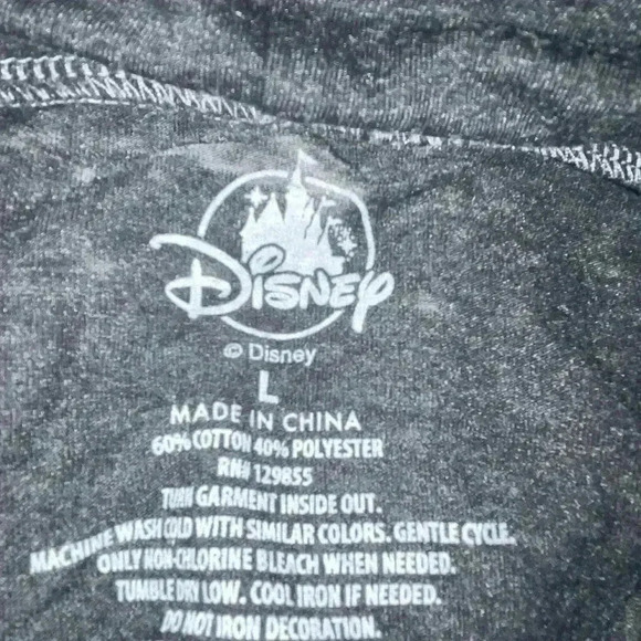 Disney’s Mulan Hooded Shirt - Picture 3 of 5